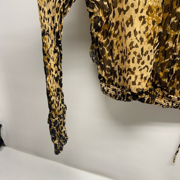 Free people animal print top size M long sleeves - Picture 2 of 5